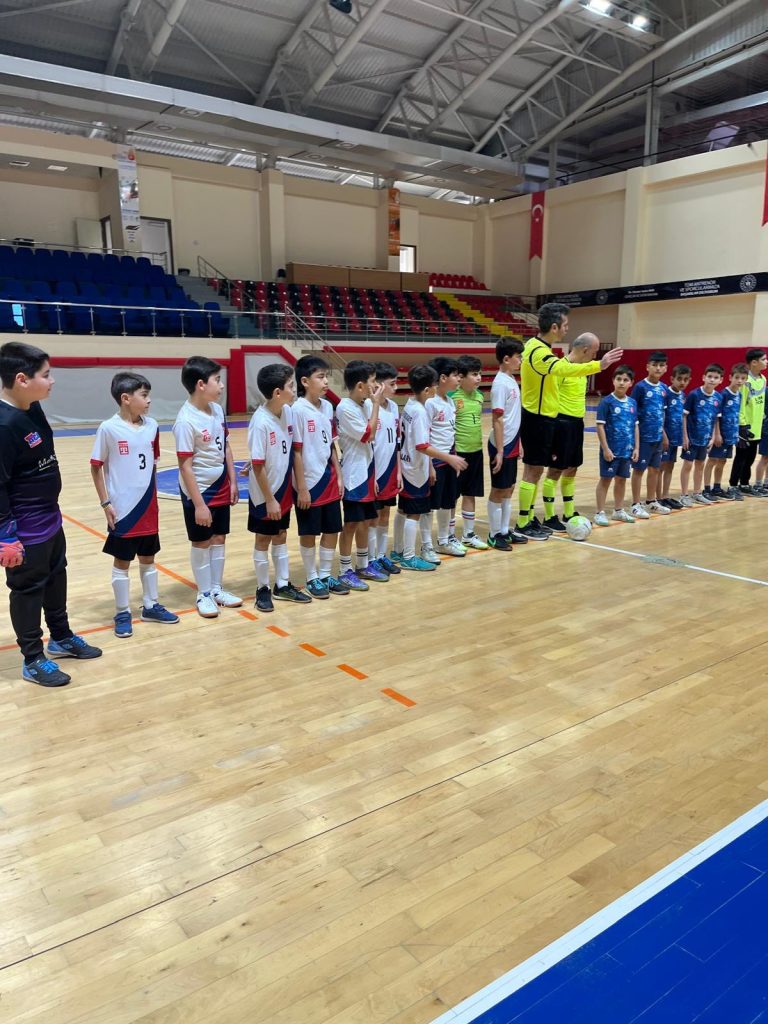 Genç Erkekler Futsal Takımımızdan Üst Üste Galibiyet!