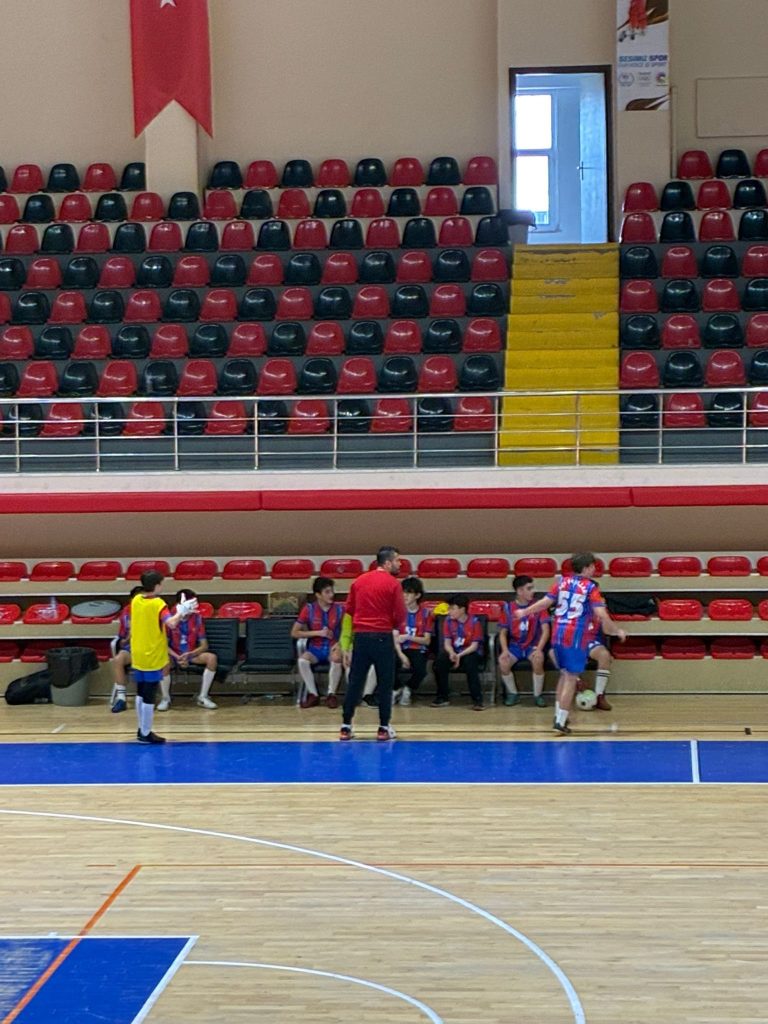 Yıldız Erkek Futsal Takımımız Kazandı